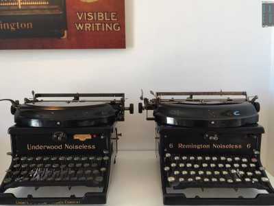 Tutti gli strumenti continuavano a possedere per� un grande difetto: il rumore. Cos� tra gli anni 20 e 30 si pens� di creare oggetti pi� silenziosi, come i modelli �Noisless� della Underwood e della  Remington, che montavano una camera di contenimento utile ad intrappolare e a limitare il tichettio